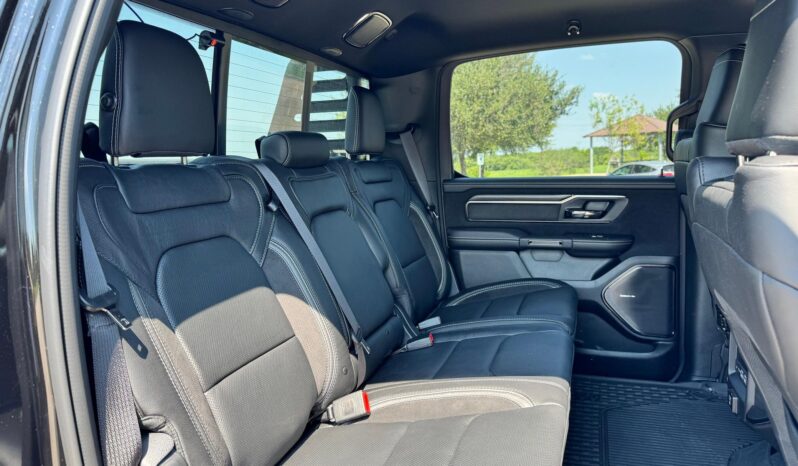 								2025 Ram 1500 RHO Crew Cab 4×4 Mopar Edition full									