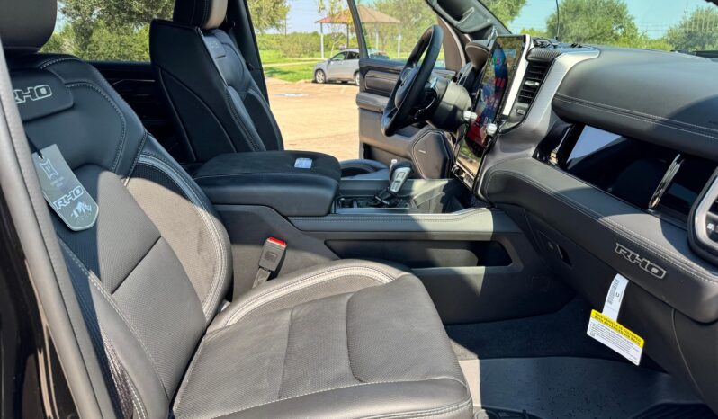 								2025 Ram 1500 RHO Crew Cab 4×4 Mopar Edition full									