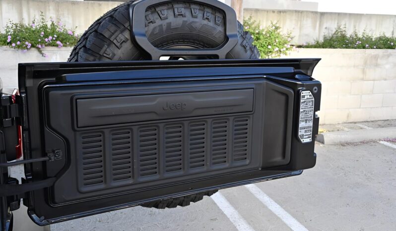 								2024 Jeep Wrangler Willys 4xe 4WD full									