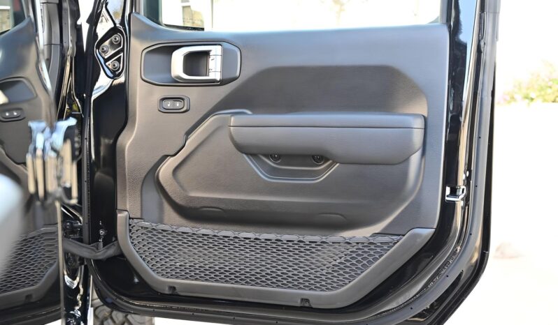 								2024 Jeep Wrangler Willys 4xe 4WD full									