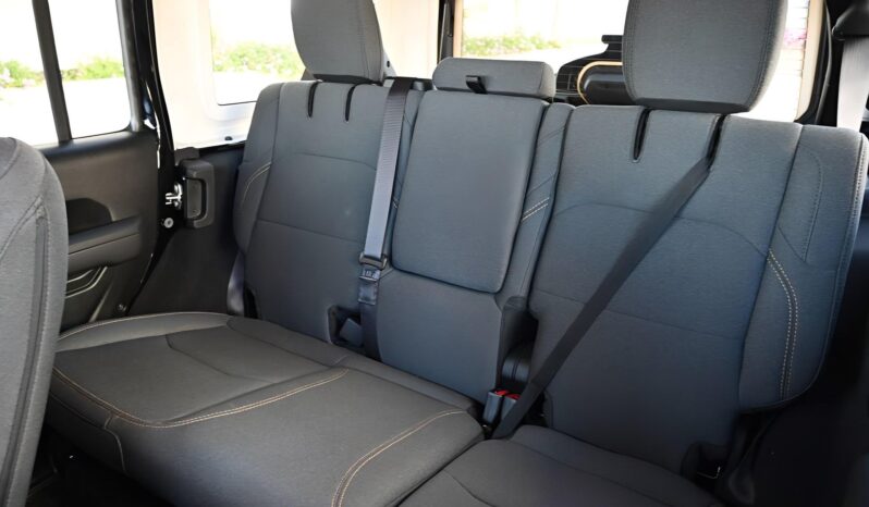 								2024 Jeep Wrangler Willys 4xe 4WD full									