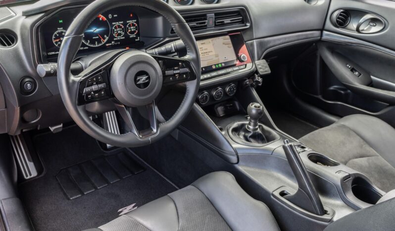 								2023 Nissan Z Performance full									