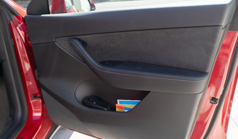 								2022 Tesla Model Y Performance AWD full									