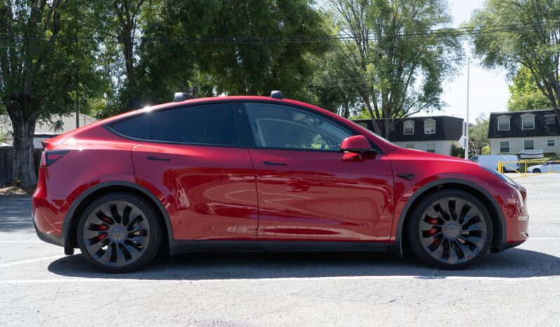 								2022 Tesla Model Y Performance AWD full									