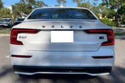 										2023 Volvo S60 Recharge T8 Black Edition Hybrid full									