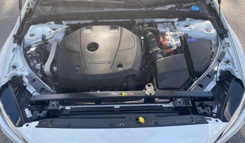 								2023 Volvo S60 Recharge T8 Black Edition Hybrid full									