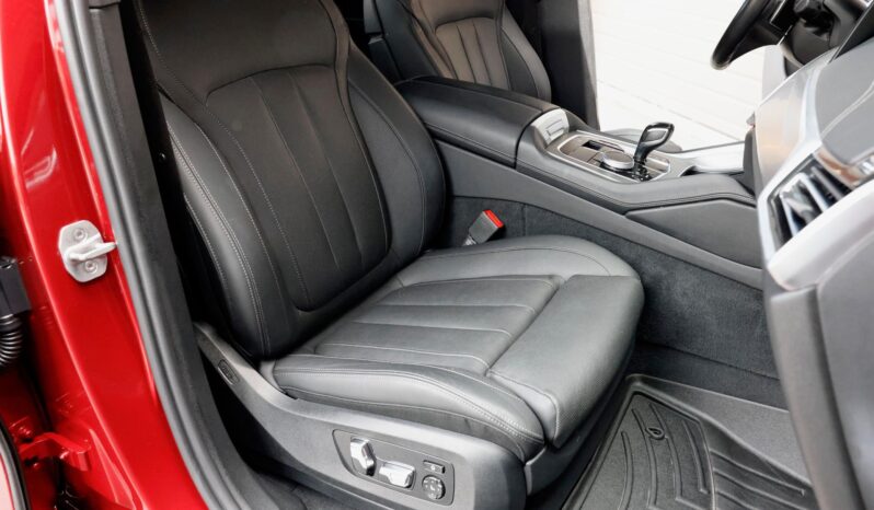 								2022 BMW X6 M50i xDrive 523-hp full									