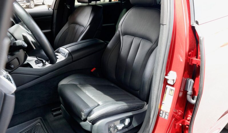 								2022 BMW X6 M50i xDrive 523-hp full									