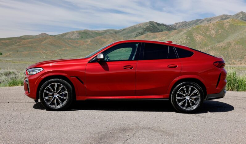 								2022 BMW X6 M50i xDrive 523-hp full									