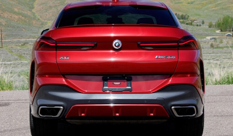 								2022 BMW X6 M50i xDrive 523-hp full									