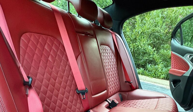 								2023 Genesis G70 3.3T Sport full									