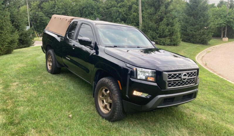								2024 Nissan Frontier SV King Cab 4×4 full									
