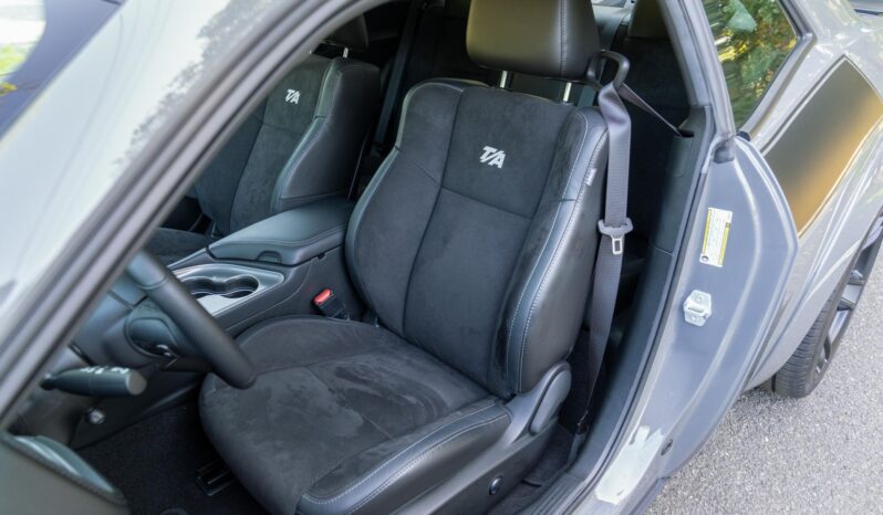 								2023 Dodge Challenger TA 392 Manual full									