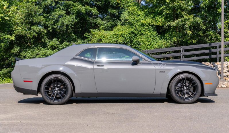 								2023 Dodge Challenger TA 392 Manual full									