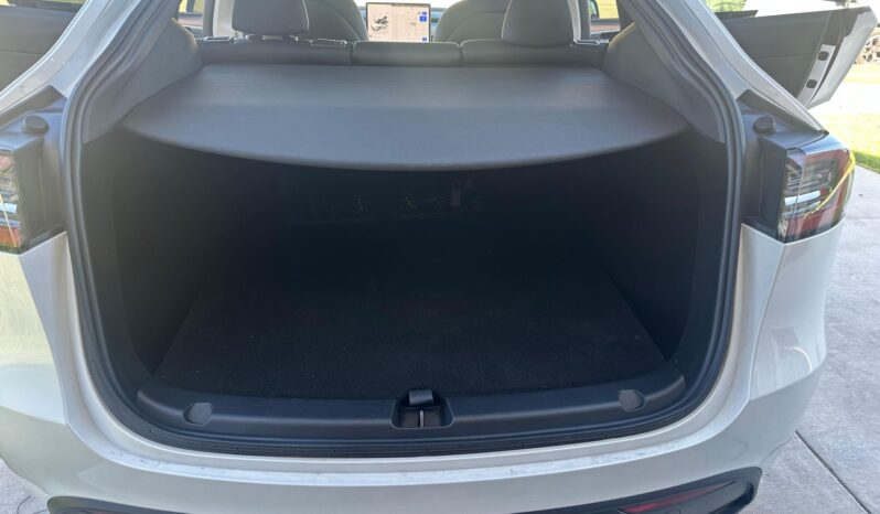 								2024 Tesla Model Y Long Range AWD full									