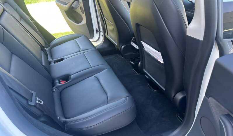 								2024 Tesla Model Y Long Range AWD full									