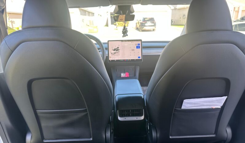 								2024 Tesla Model Y Long Range AWD full									