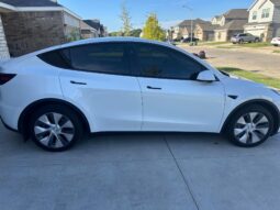 										2024 Tesla Model Y Long Range AWD full									