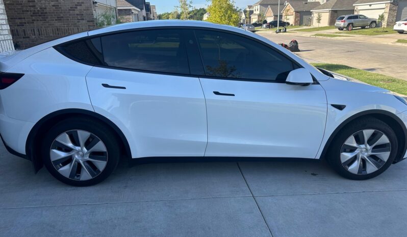 								2024 Tesla Model Y Long Range AWD full									