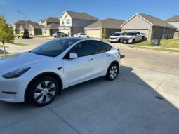 										2024 Tesla Model Y Long Range AWD full									