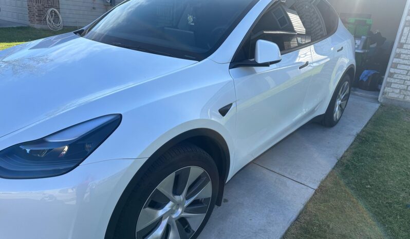 								2024 Tesla Model Y Long Range AWD full									