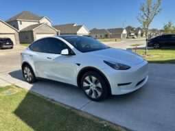 										2024 Tesla Model Y Long Range AWD full									
