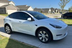 										2024 Tesla Model Y Long Range AWD full									