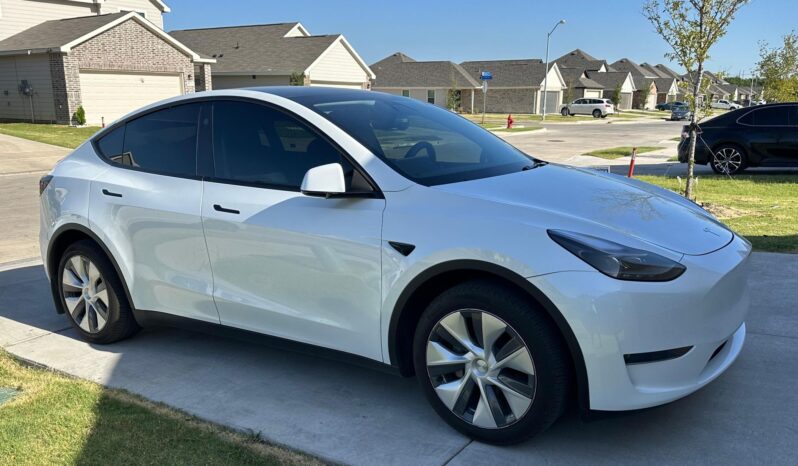 								2024 Tesla Model Y Long Range AWD full									