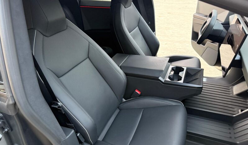 								2024 Tesla Cybertruck AWD full									