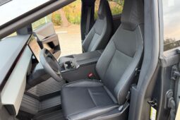 										2024 Tesla Cybertruck AWD full									