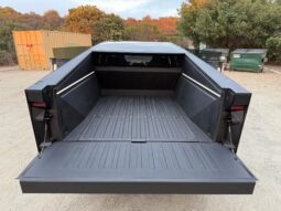 										2024 Tesla Cybertruck AWD full									