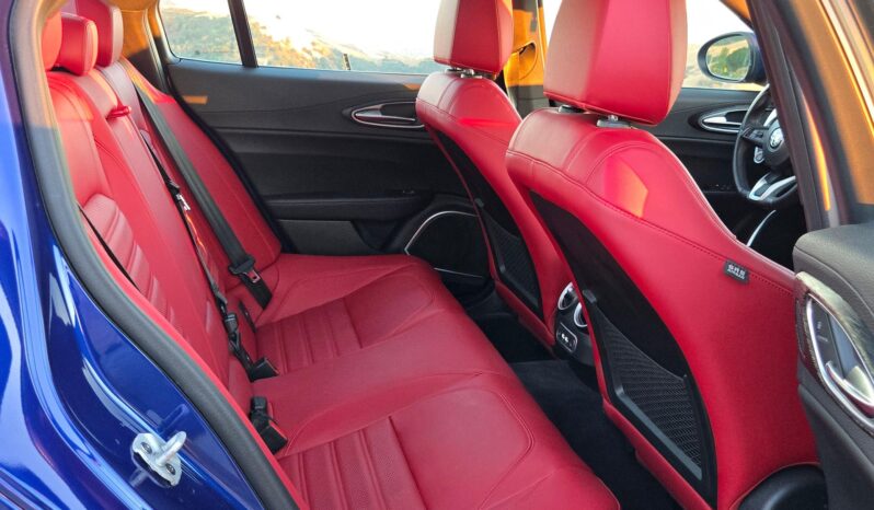 								2022 Alfa Romeo Giulia Sprint full									