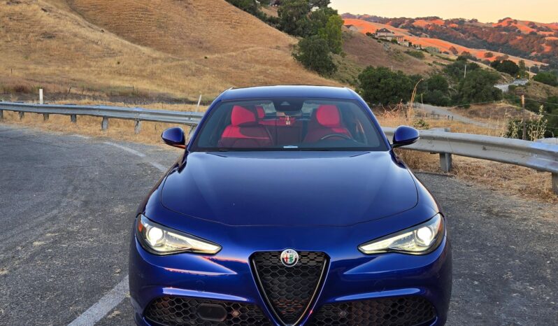 								2022 Alfa Romeo Giulia Sprint full									