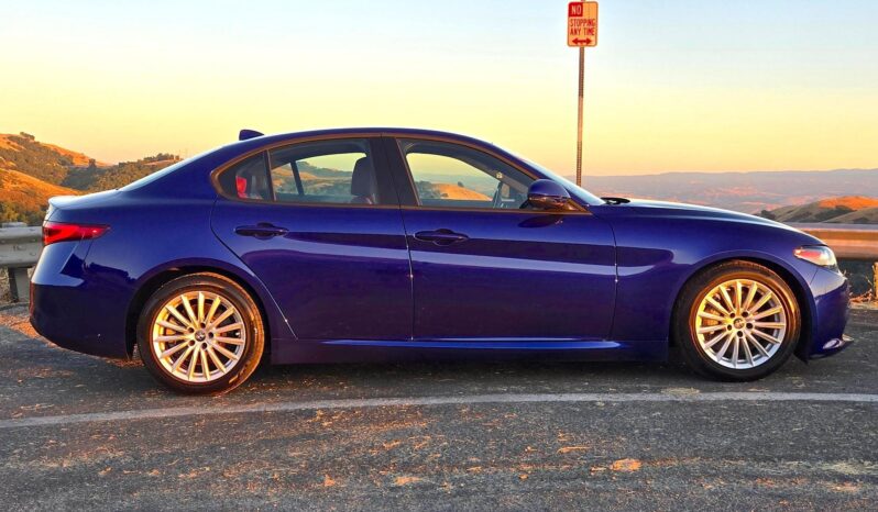 								2022 Alfa Romeo Giulia Sprint full									