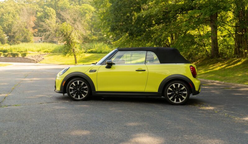 								2024 Mini Cooper S Convertible full									