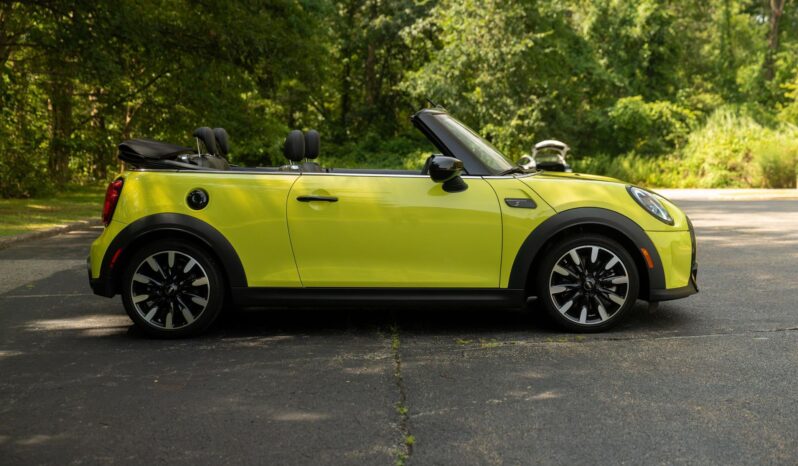 								2024 Mini Cooper S Convertible full									
