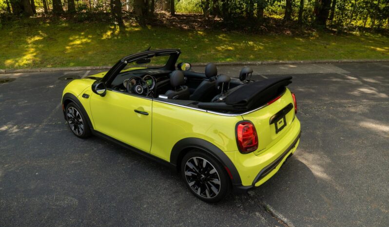 								2024 Mini Cooper S Convertible full									