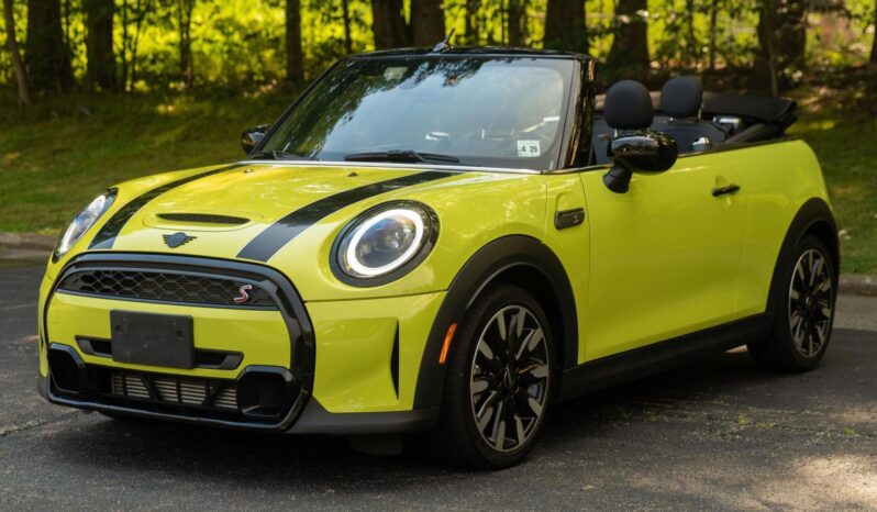 								2024 Mini Cooper S Convertible full									