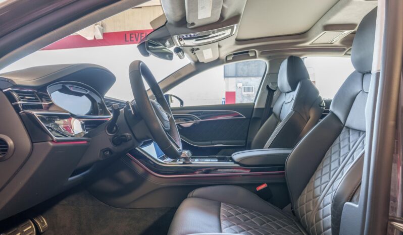 								2023 Audi S8 563-hp full									