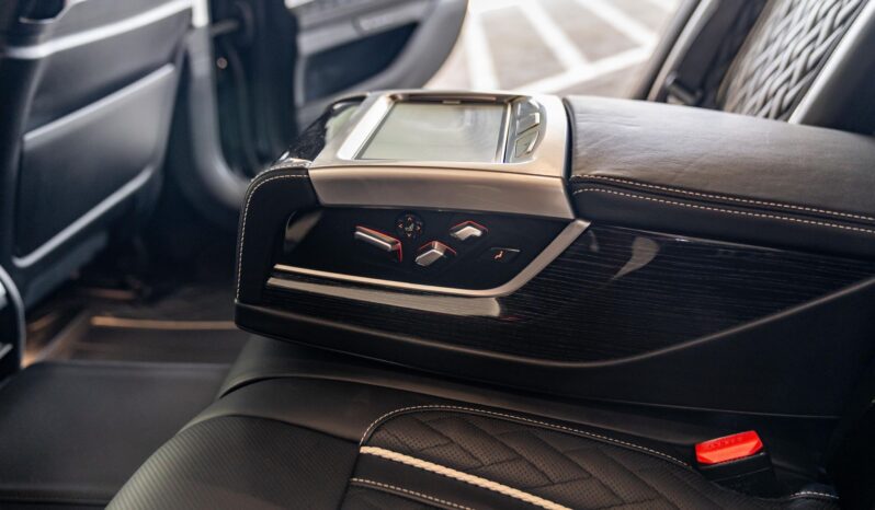 								2022 BMW Alpina B7 xDrive AWD full									