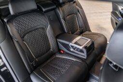 										2022 BMW Alpina B7 xDrive AWD full									