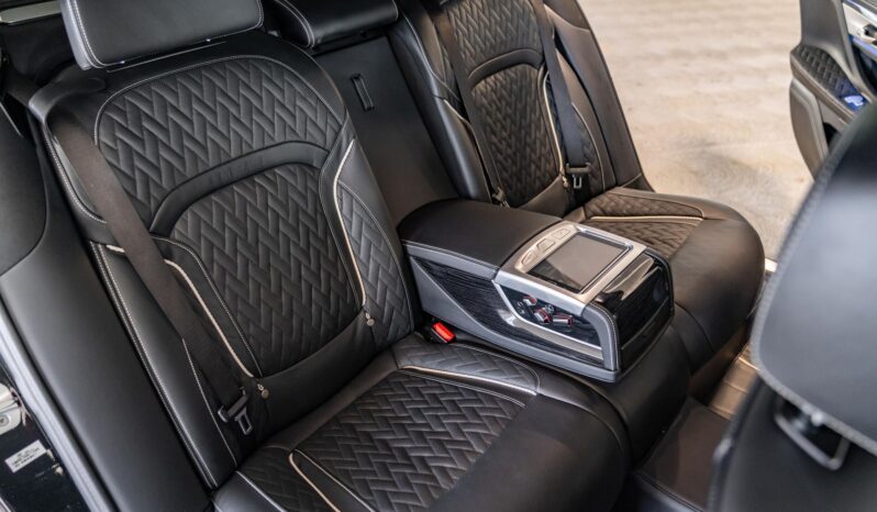 								2022 BMW Alpina B7 xDrive AWD full									