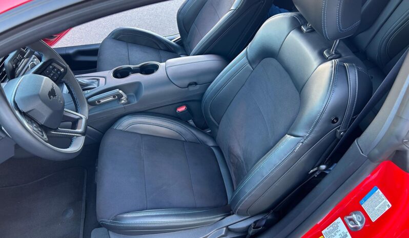 								2024 Ford Mustang Dark Horse Coupe full									