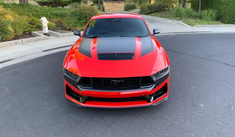 								2024 Ford Mustang Dark Horse Coupe full									