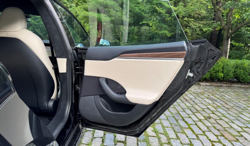 								2022 Tesla Model S Long Range AWD full									