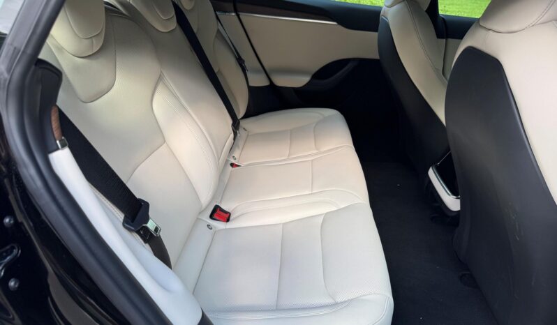 								2022 Tesla Model S Long Range AWD full									