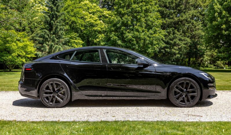 								2022 Tesla Model S Long Range AWD full									