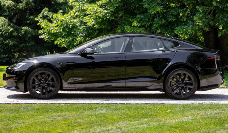 								2022 Tesla Model S Long Range AWD full									