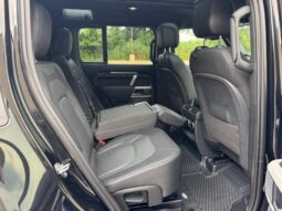 										2023 Land Rover Defender 110 X-Dynamic SE AWD full									