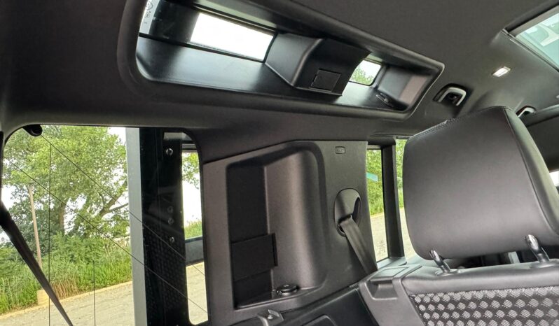 								2023 Land Rover Defender 110 X-Dynamic SE AWD full									